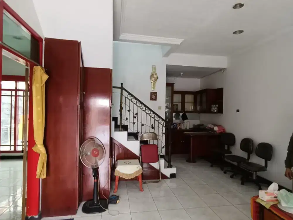 Rumah di Komp. Taman Mutiara, Cimahi Tengah