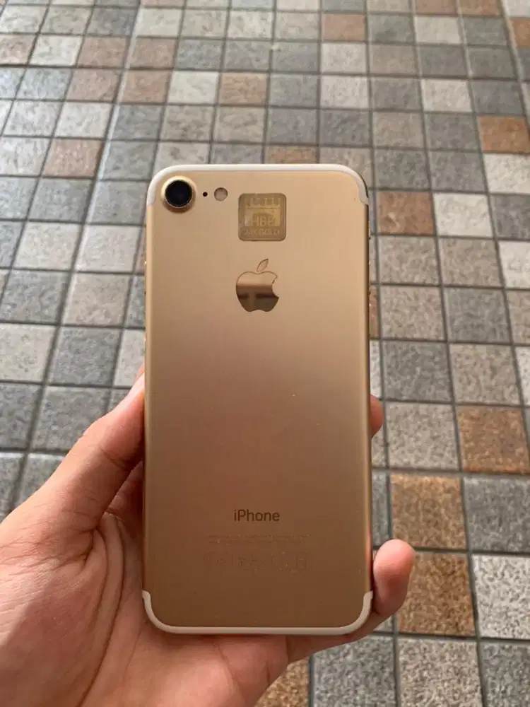 iPhone 7 128gb ibox