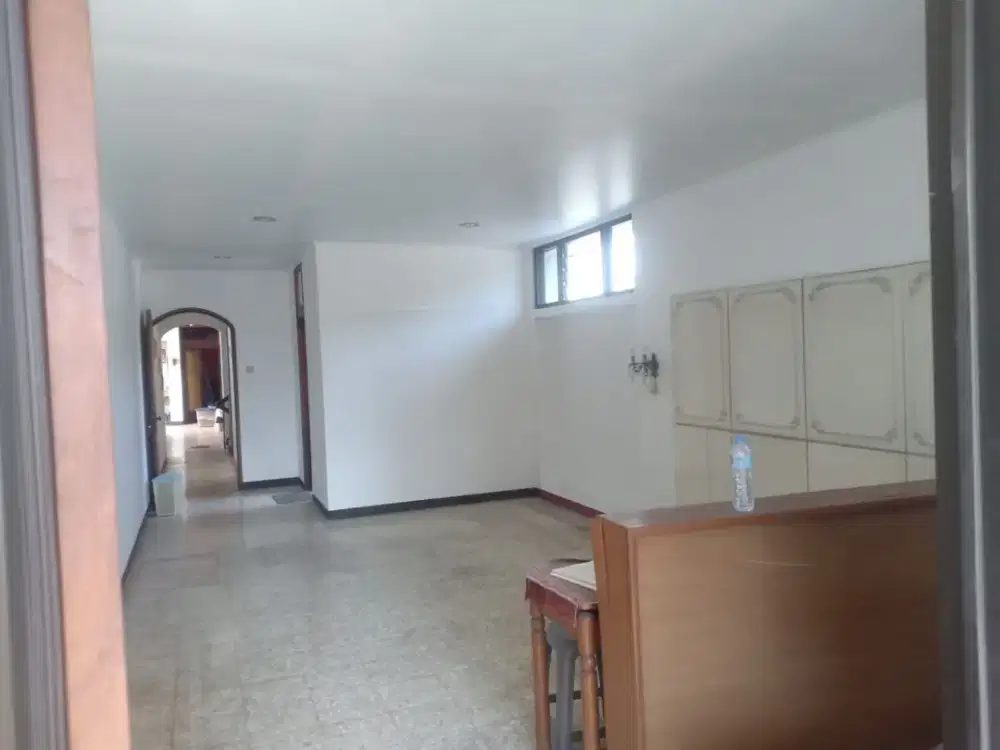 Dijual Cepat, Rumah cocok untuk Usaha Tengah Kota Sayap Riau