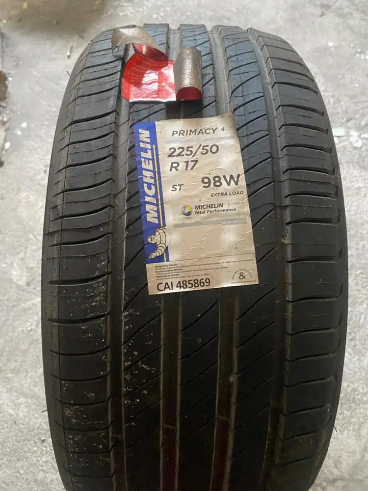 Ban michelin 225/50/17(Baru)