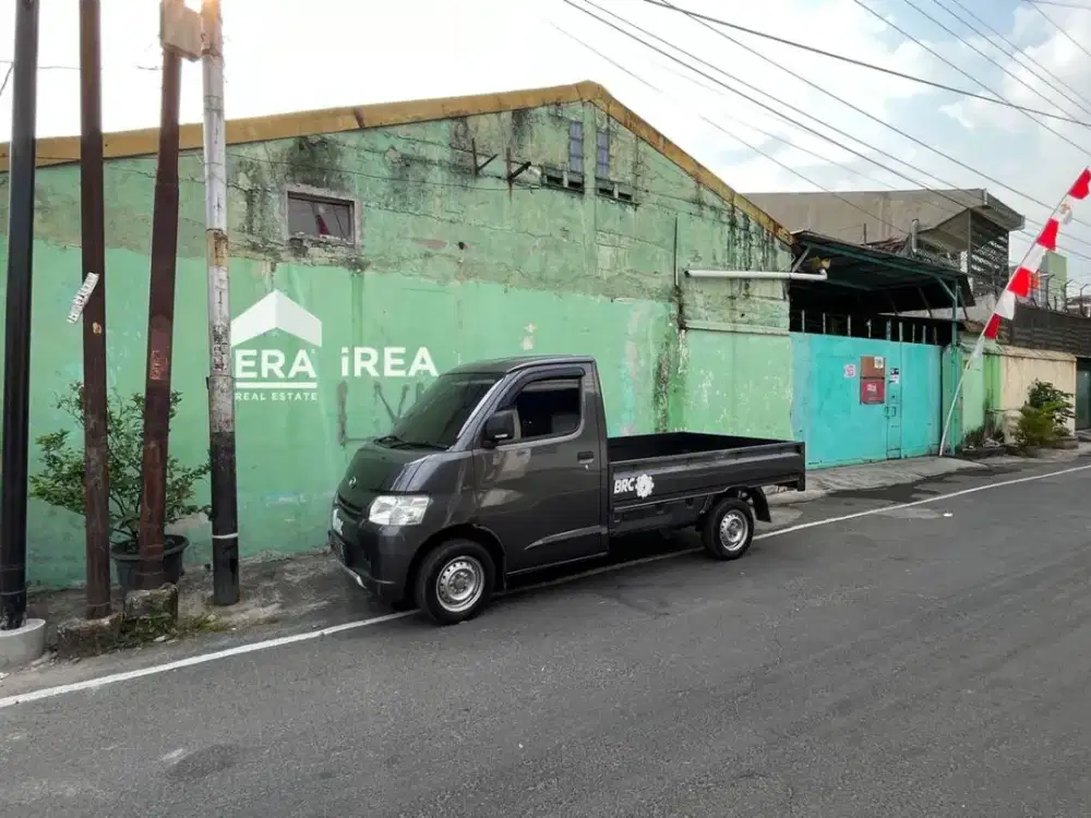 gudang besar di jual di solo