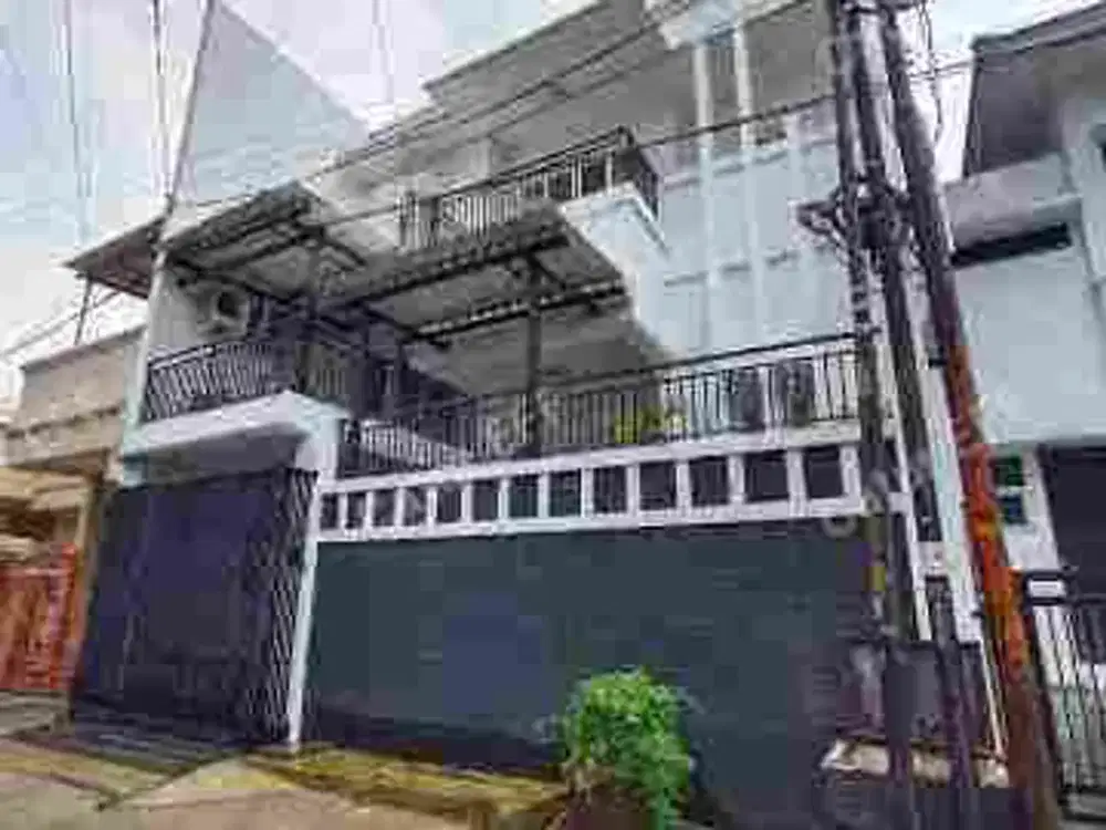 rumah depan mall ggp galaxy