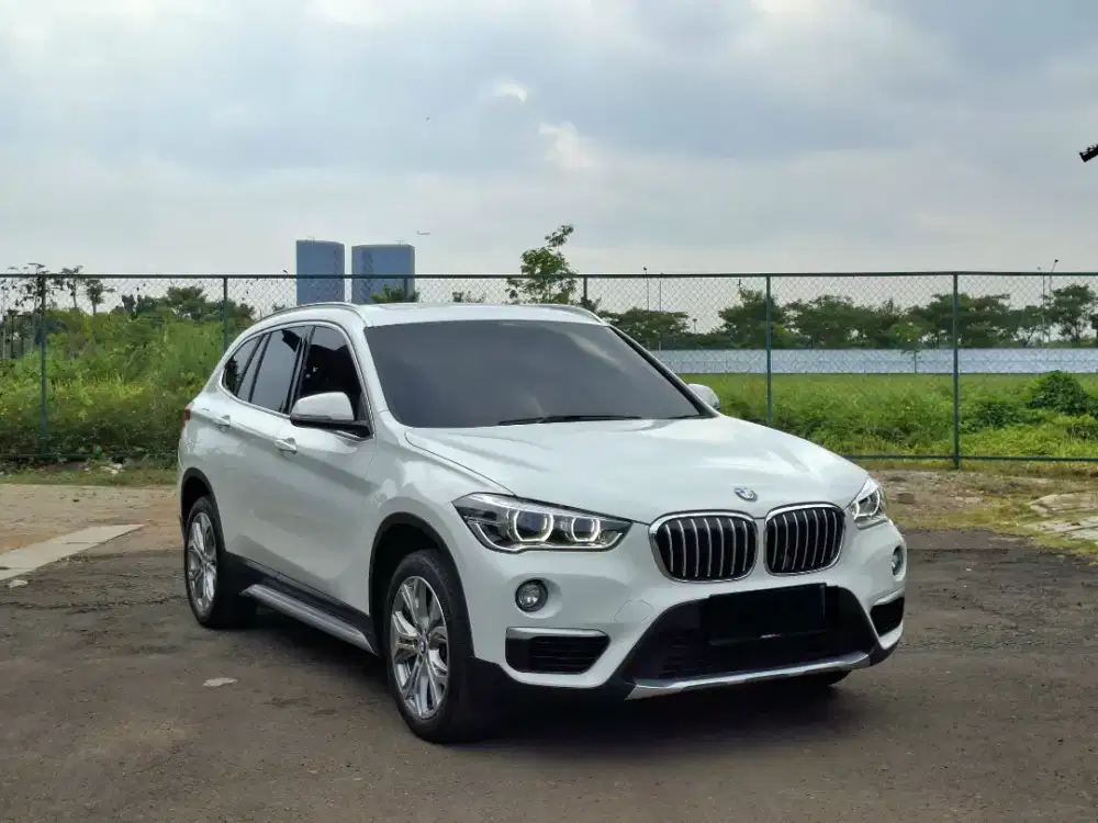 (km 41rb)Bmw X1 Sdrive 1.8i Xline.tahun 2019. Putih. Perfect cond