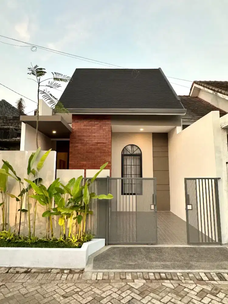 Rumah dijual di Perumahan Sukun Kota Malang