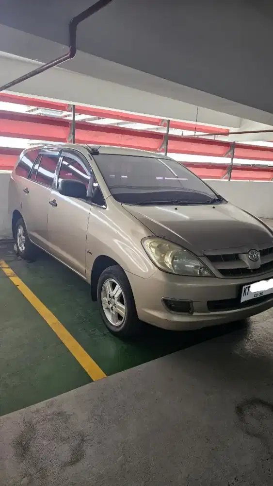 Toyota Kijang Innova 2005 MT (Warna Krem Plat KT) Lokasi Surabaya