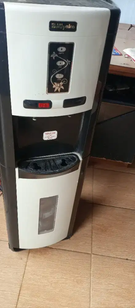 Dispenser miyako dingin dan panas