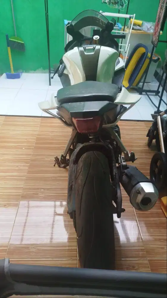 Jual motor R15 BU