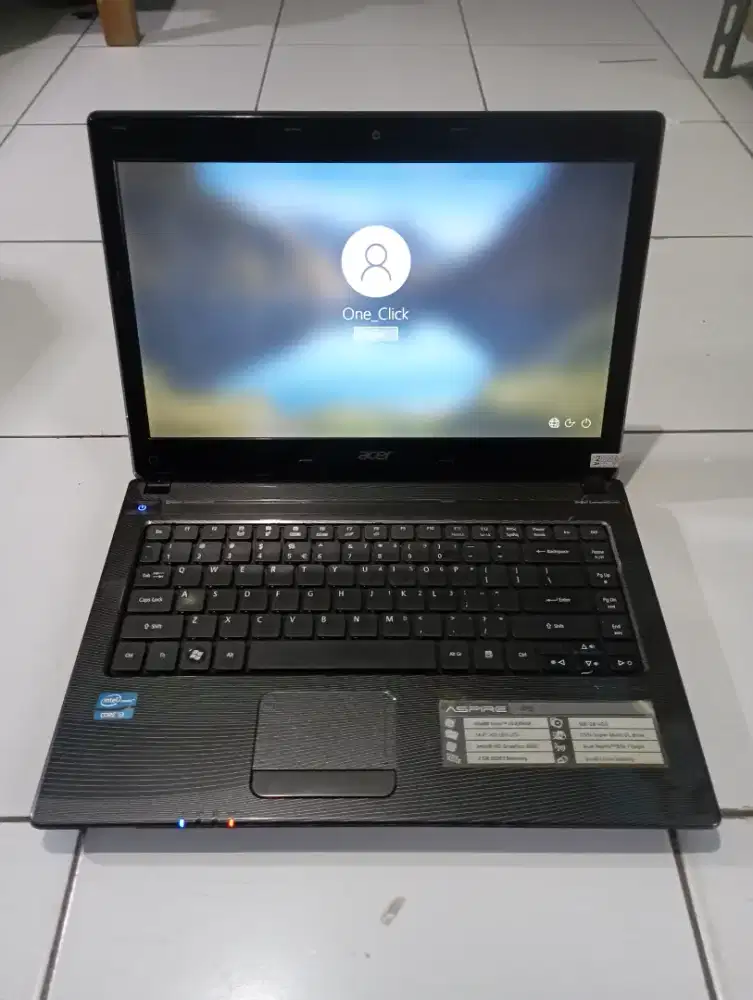 Laptop Acer i3 ram 4Gb siap pakai