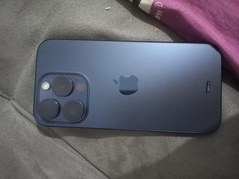 Iphone 15 pro 128gb blue titanium
