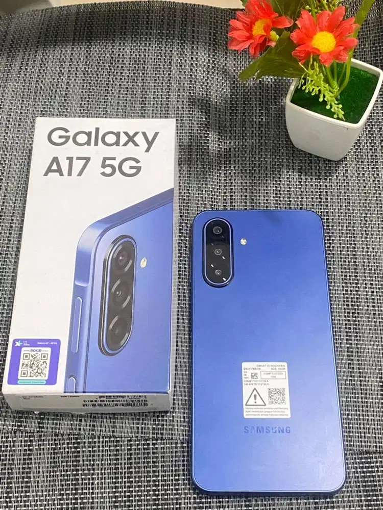 samsung a17 5G 8/256gb