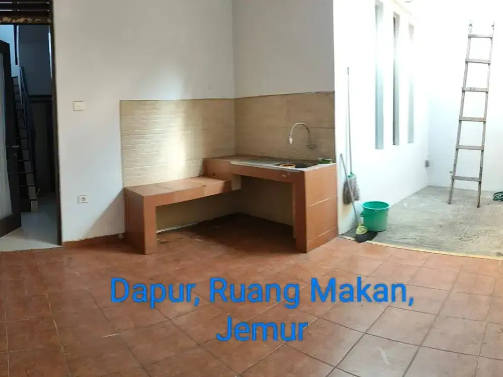 Di Jual /Disewakan Rumah 2 Lantai Cluster Dekat Kolam Renang Di Grand Sharon Soekarno Hatta