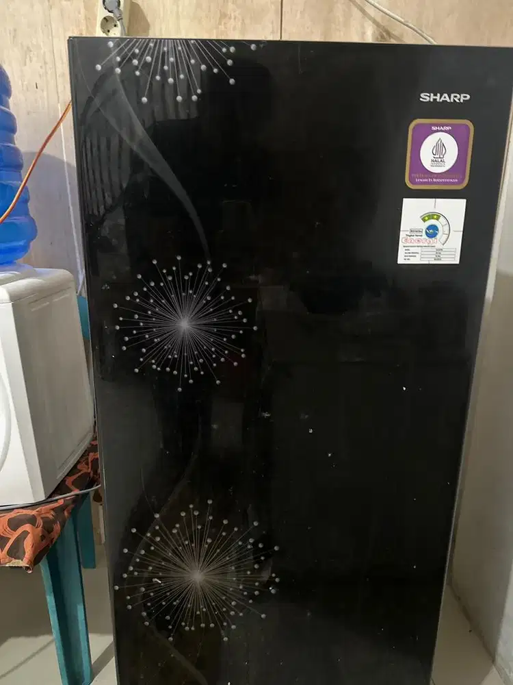 Kulkas sharp 1 puntu