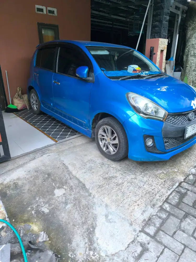 Dijual sirion 2016 MT