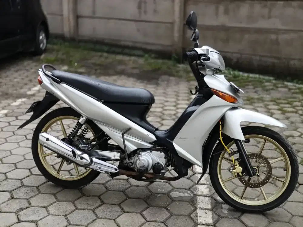 VEGA ZR 2009 lengkap