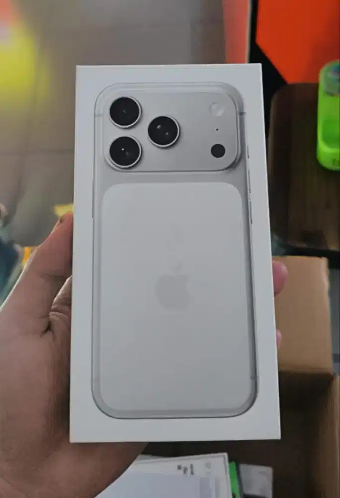 Iphone 17 pro 256 silver