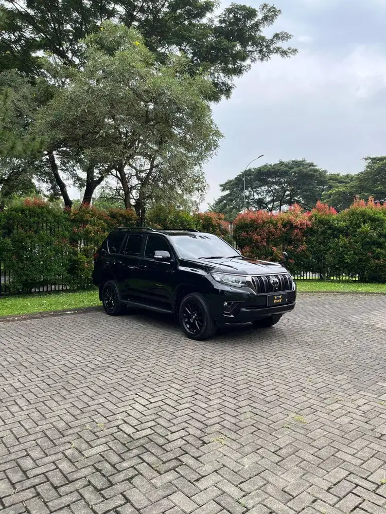 Toyota Land Cruiser Prado 2.7L TX-L 70th Anniv 2021