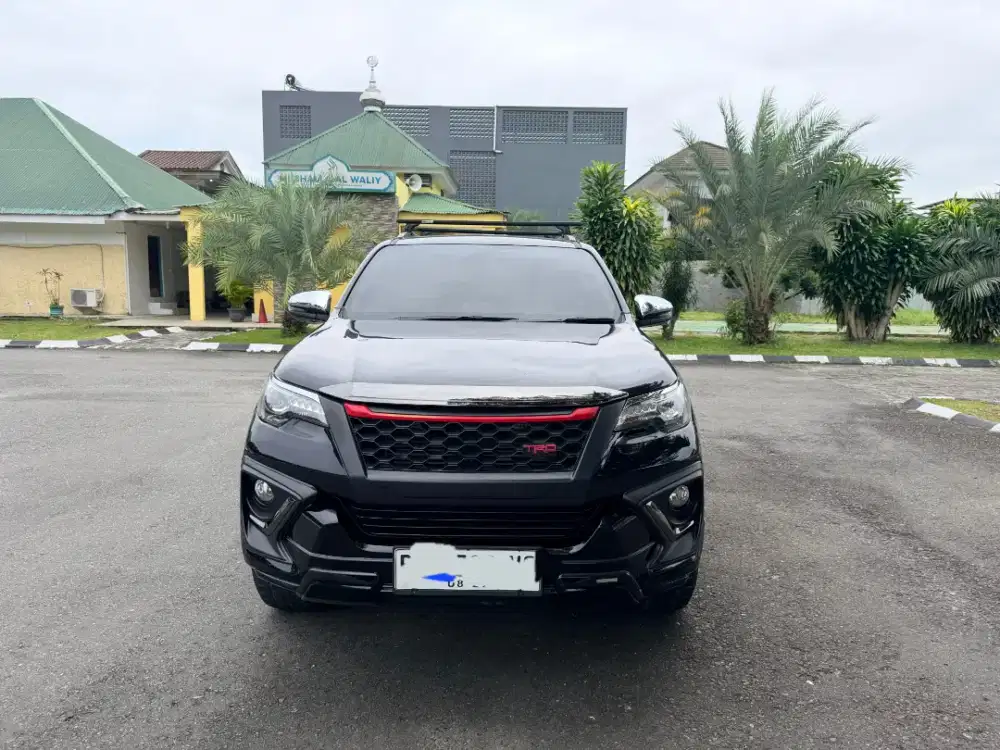 Fortuner TRD VRZ AT 2.4cc