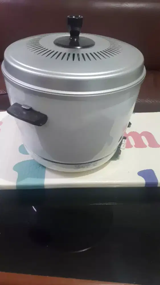 ricecooker gas merek rinnai