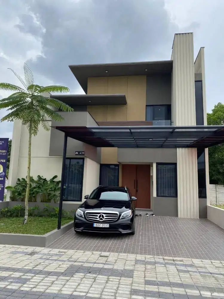 Di Jual Rumah Premium 2 lantai, Area kawasan Hijau Dan Bebas Banjir