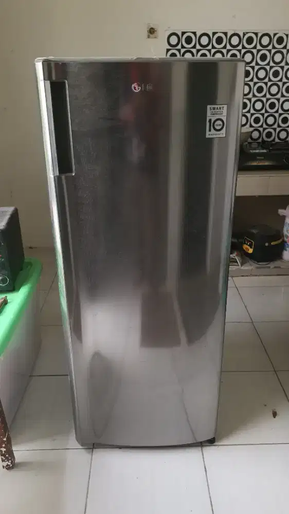 Jual kulkas freezer 1 pintu merk LG