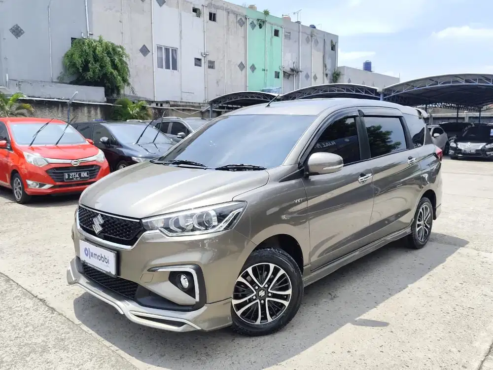 Pajak Panjang - Suzuki Ertiga 1.5 Hybrid SS Bensin-AT 2022