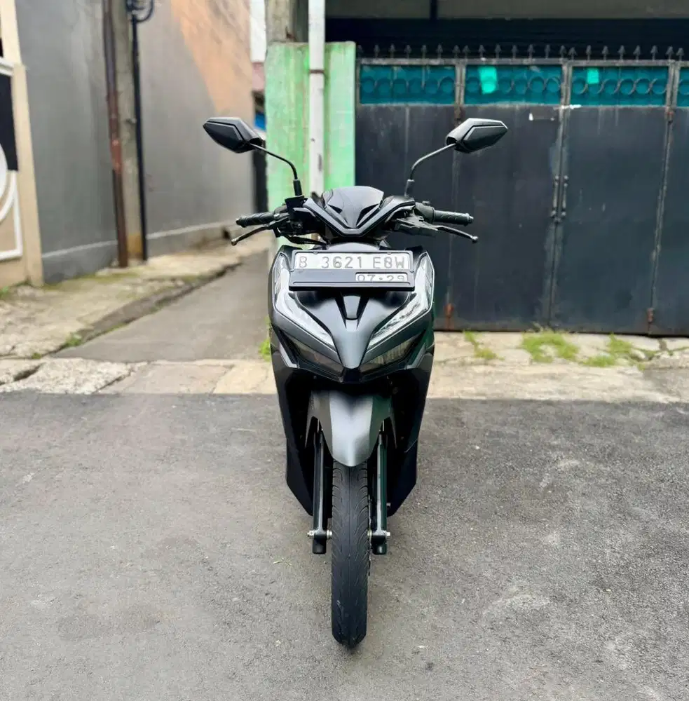 Honda Vario 150 Keyless CBS ISS MULUSSS Pajak Hidup Panjang