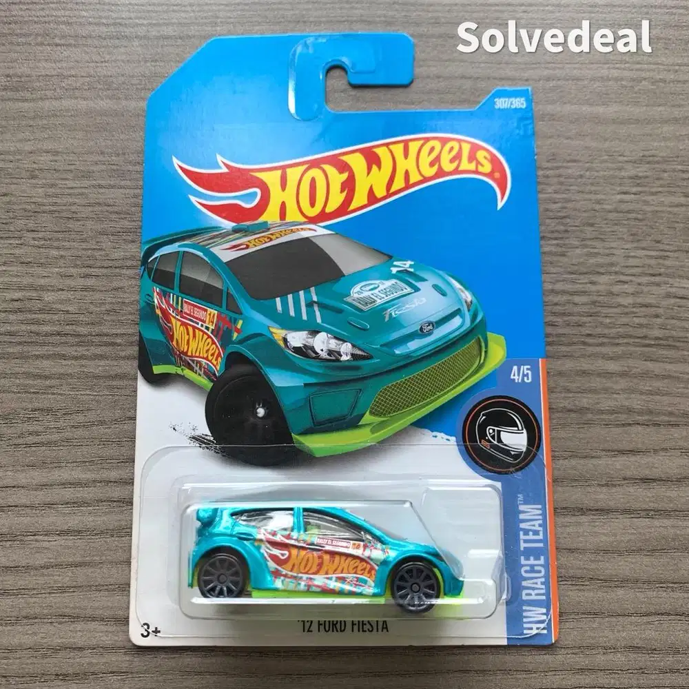 Hot Wheels 12 Ford Fiesta 2017 Hijau – Baru