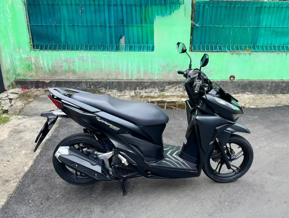 Honda Vario 150 Keyless CBS ISS MULUSSS Pajak Hidup Panjang