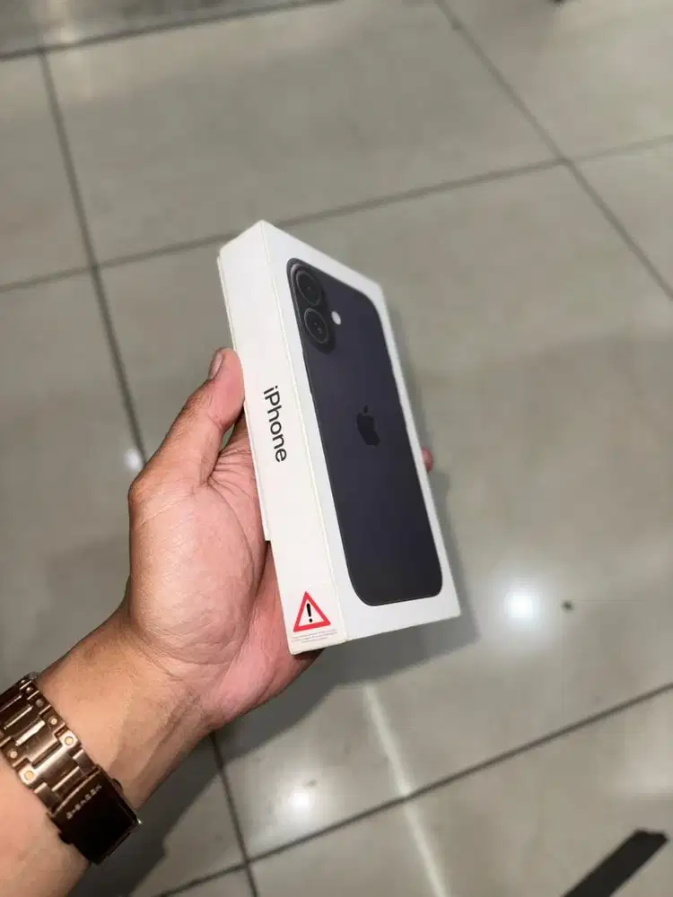 Iphone 16 128gb Basic Hitam Digimap