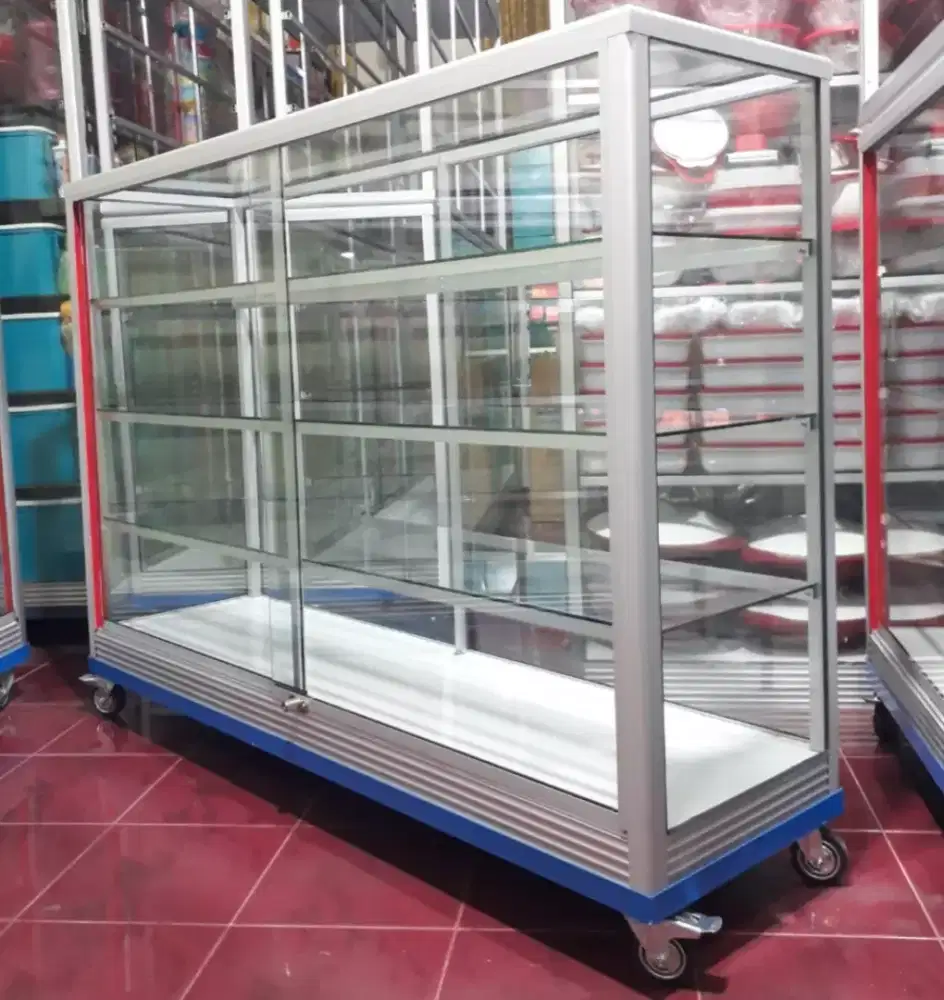 Etalase Ukuran 1,5Mx1M PAKE RODA BESAR