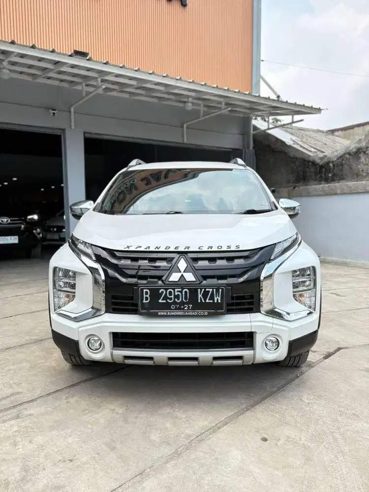 Xpander Cross Premium Package