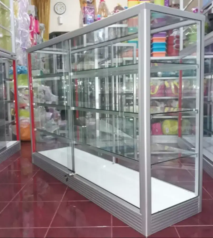 Dijual Etalase 1,5Mx1M Untuk Usaha Warung/Toko