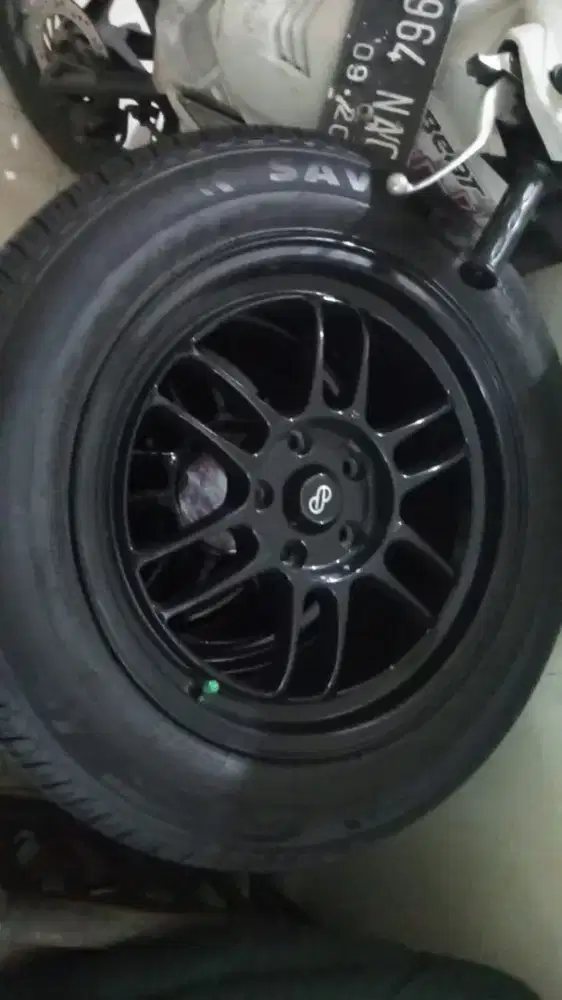 Pelek Inova istimewa