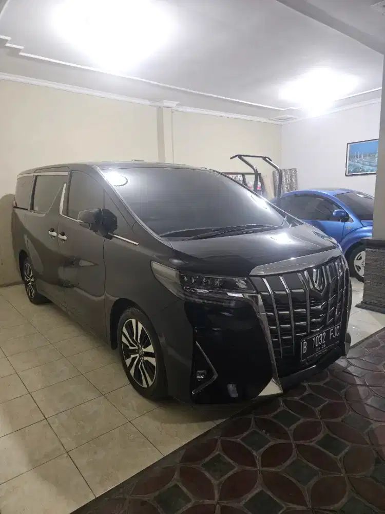 Alphard G AT 2018