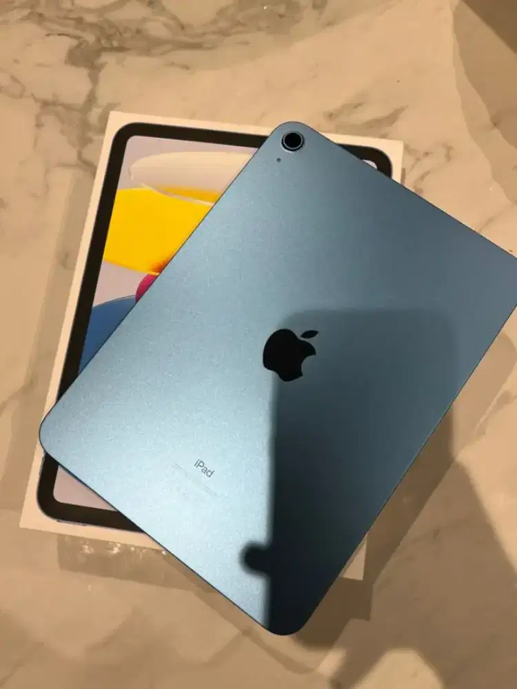 Dijual Apple Gen 11 blue 256gb