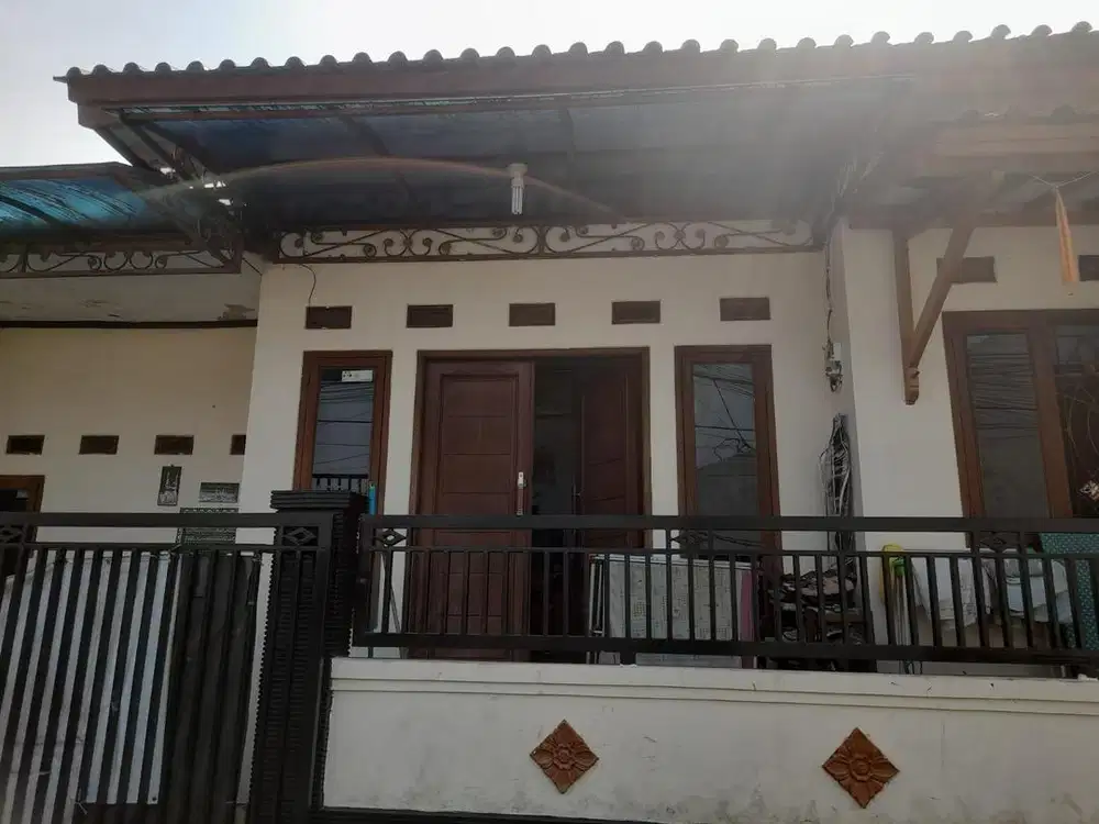 Dekat pintu tol sawangan. Jual cepat BU bisa untuk investasi