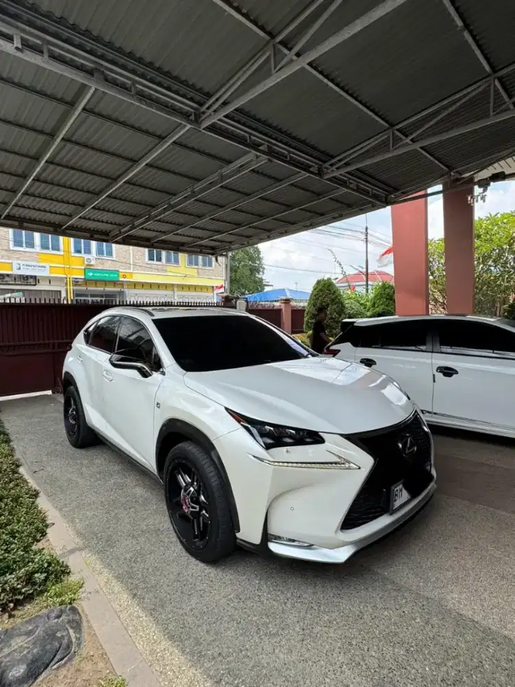 LEXUS NX 200 F SPORT 2015