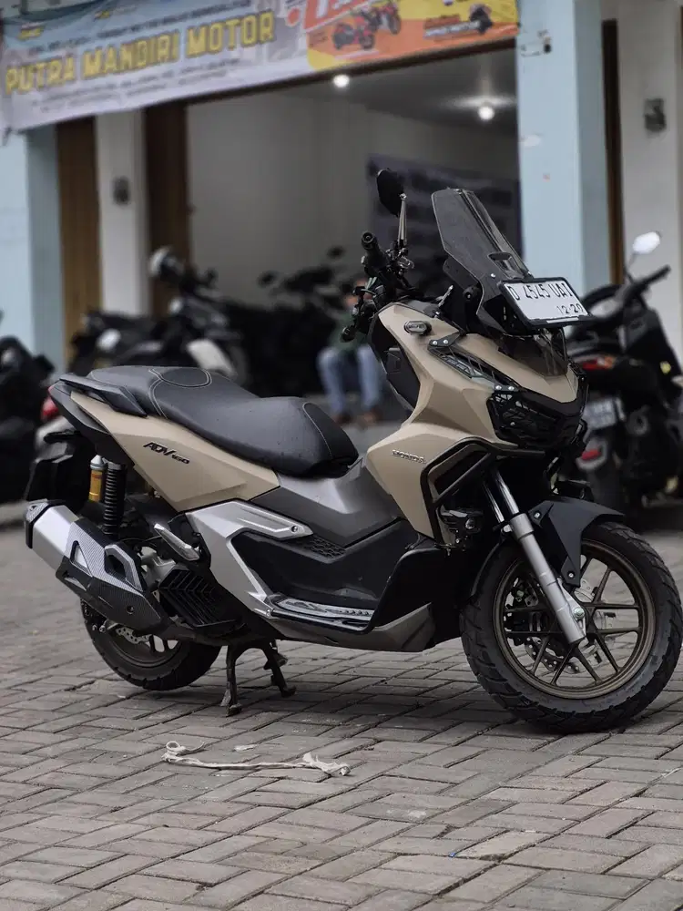 HONDA ADV 160 ABS 2024 KM 1RB MULUS DP DI 3 5JT