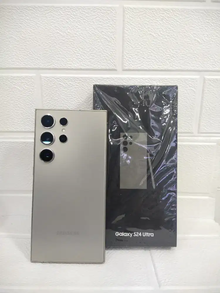Samsung S24 ultra 12/512 sein like new full original