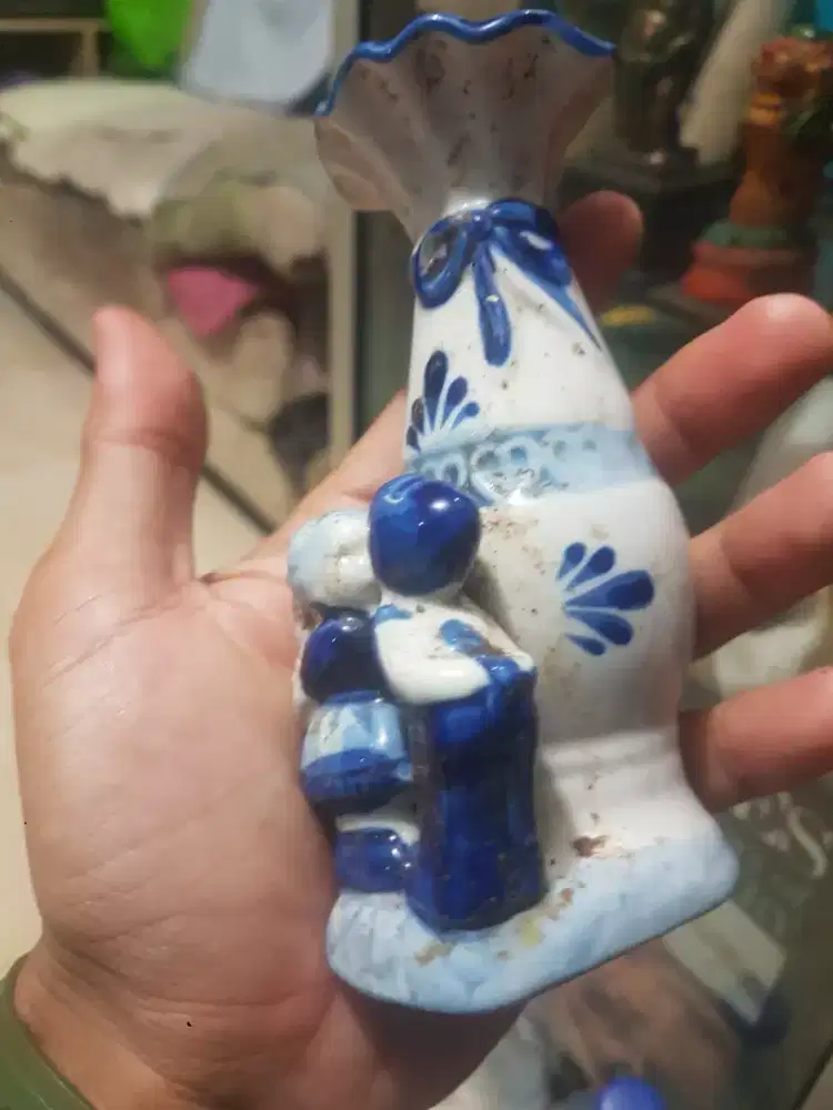 keramik vas bunga eropa