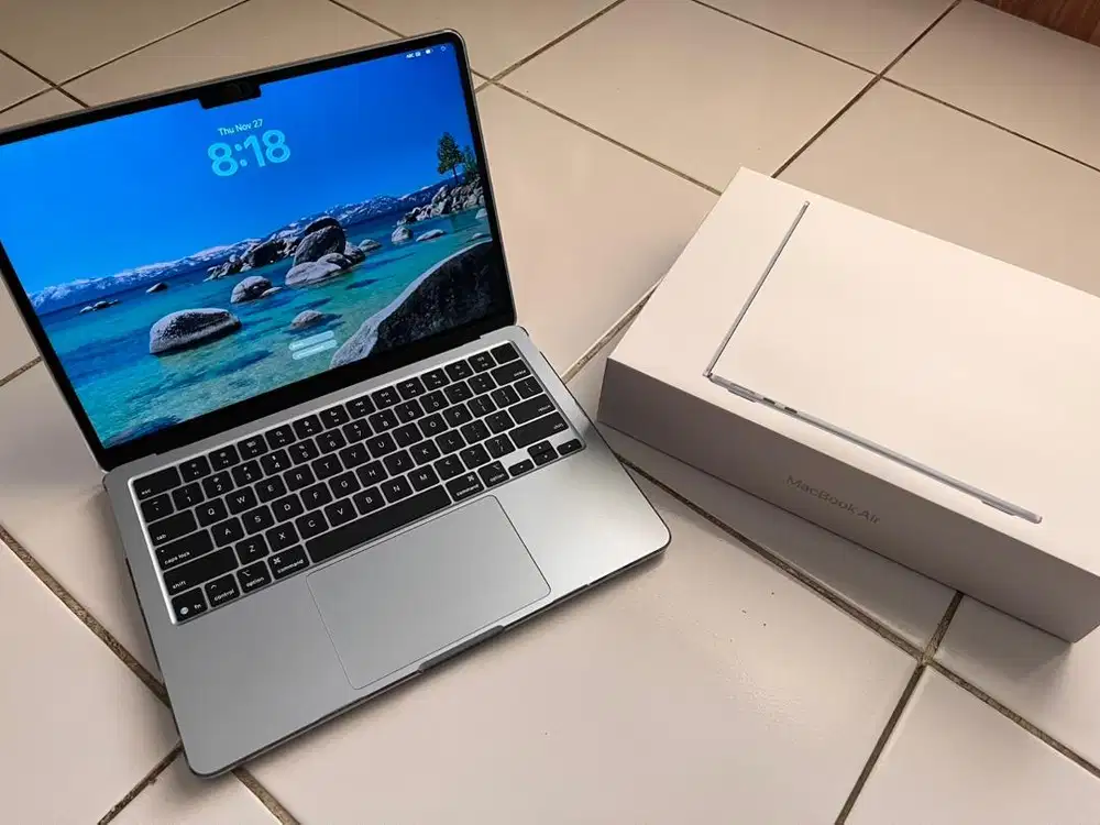 Macbook Air M4 16/512 ID/A Garansi Agustus 2026