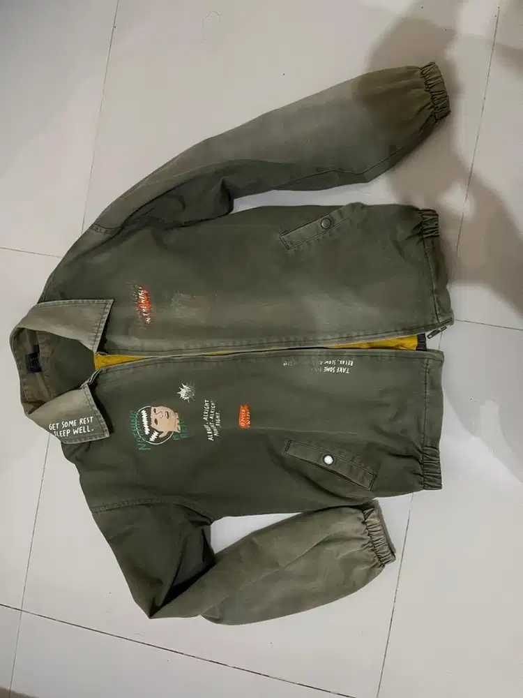 Dijual jaket army