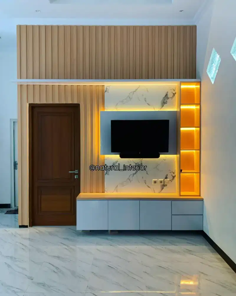 Backdrop TV dan panel interior