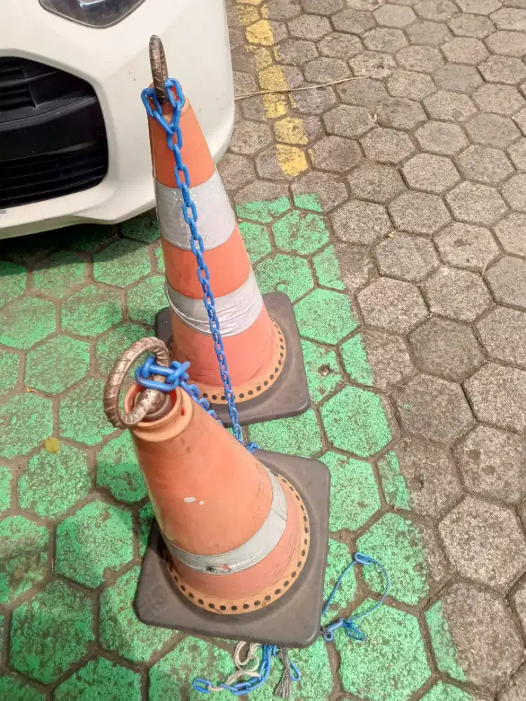 Cone Parkiran Kerucut parkiran bekas