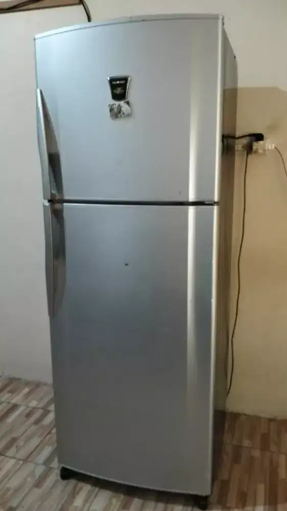 Jual murah kulkas 2 pintu jumbo sharp