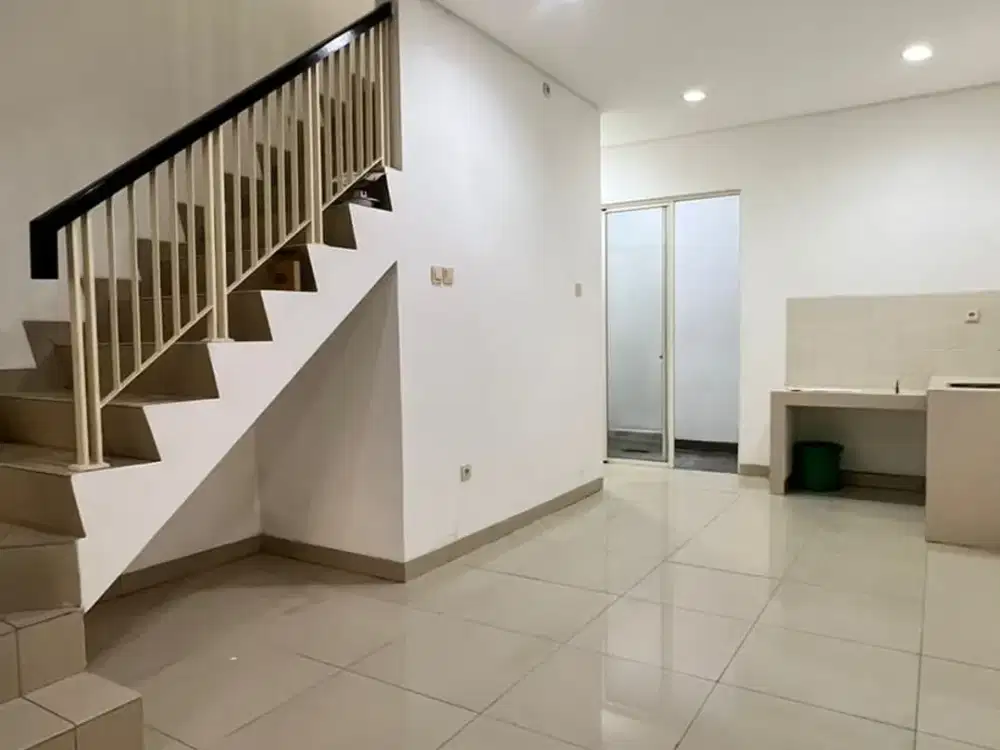 Jual Murah rumah pik1 mediterania cluster katamaran siap huni Utara