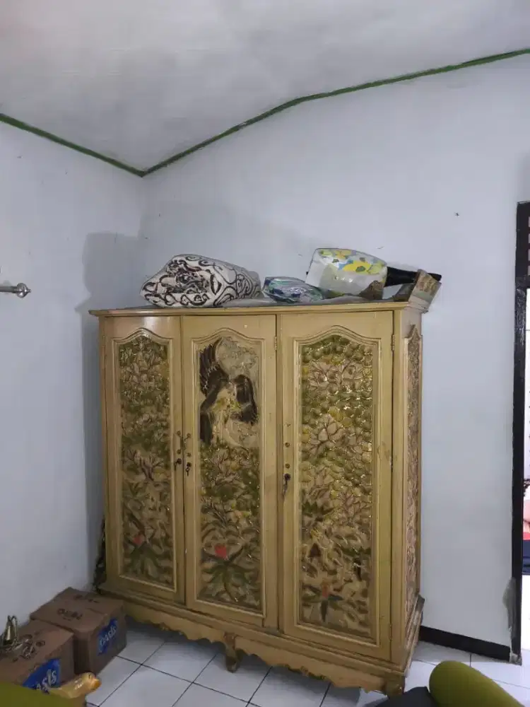 Dijual lemari dan tempat tidur Jati