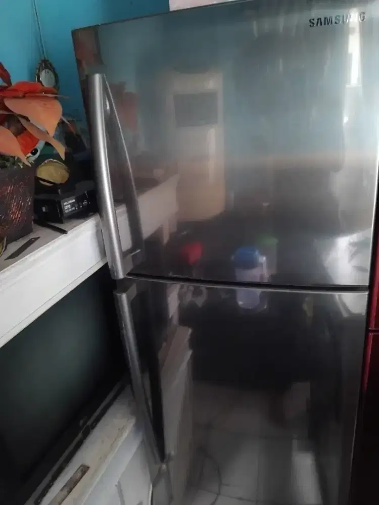 Kulkas samsung 2 pintu
