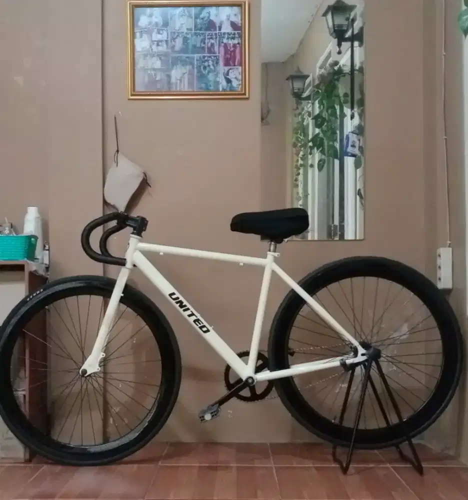 Sepeda Fixie Lokal