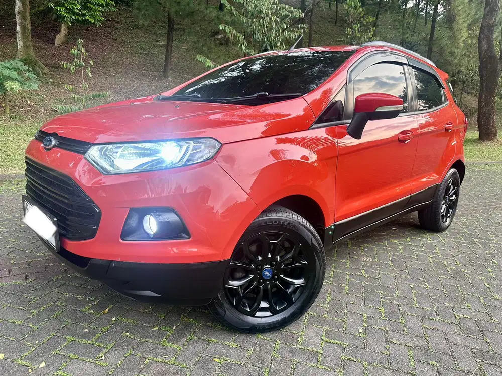 Dijual Ford EcoSport 2014 titanium murah sunroof cepat orange at matic